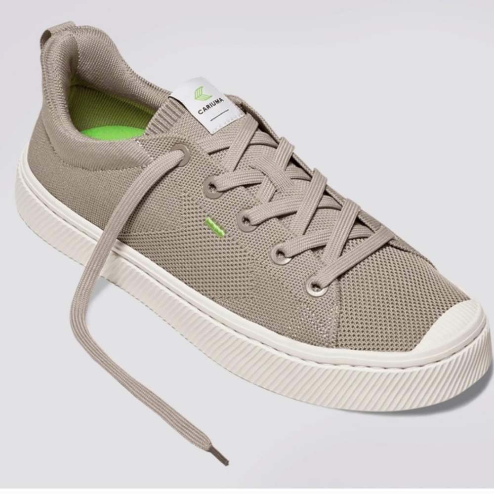 Cariuma knit sneaker